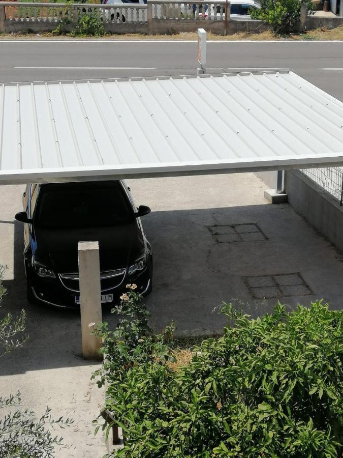 Apartments With A Parking Space Bibinje, Zadar - 15178 외부 사진